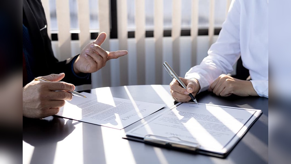Insurance Settlement Negotiation Lawyer: Maximize Your Claim Today